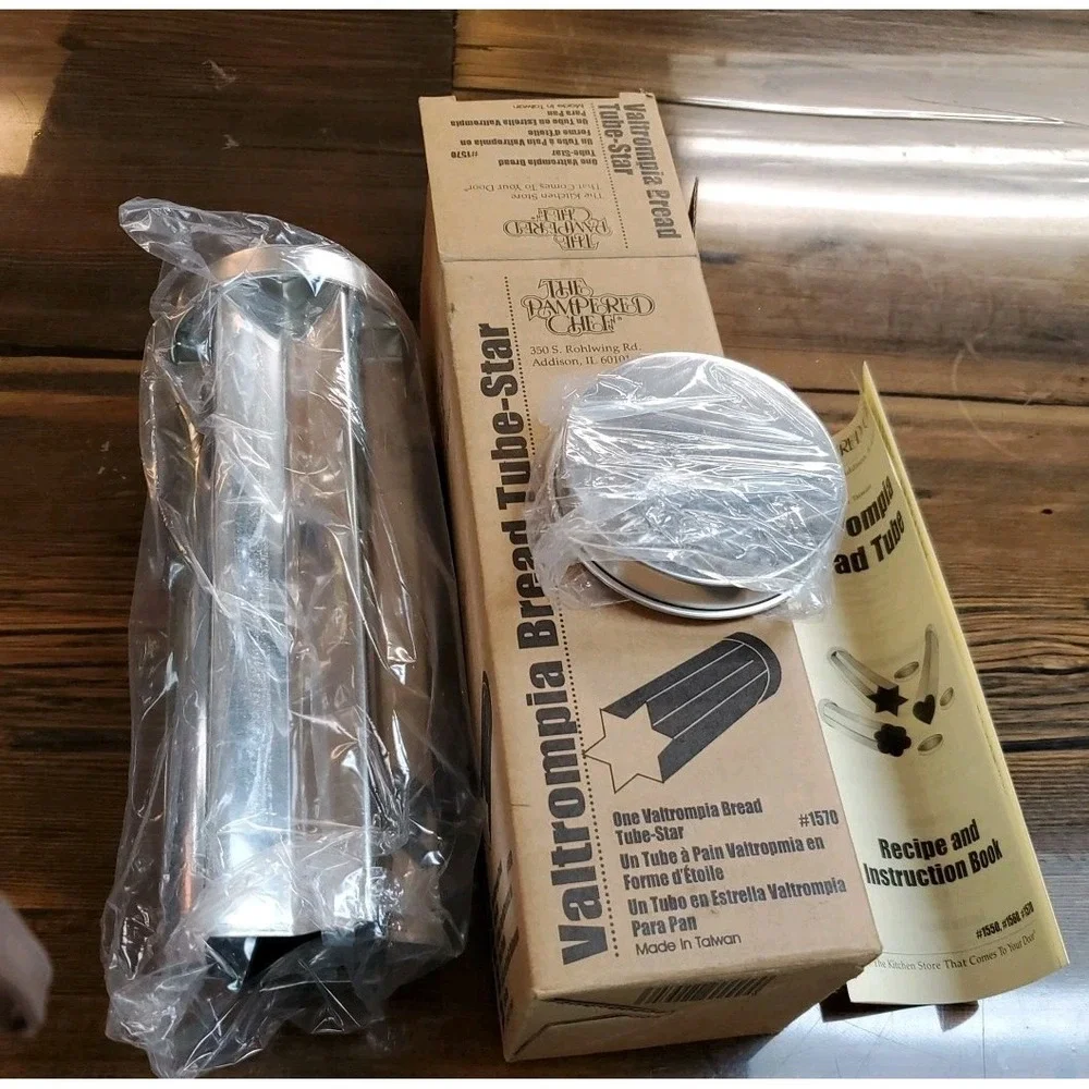 Pampered Chef Valtrompia Bread Tube STAR New with Box & Instructions #1570
